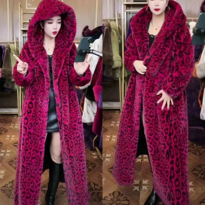 Women's plus size long faux fur coat in leopard print pattern with loose fit design