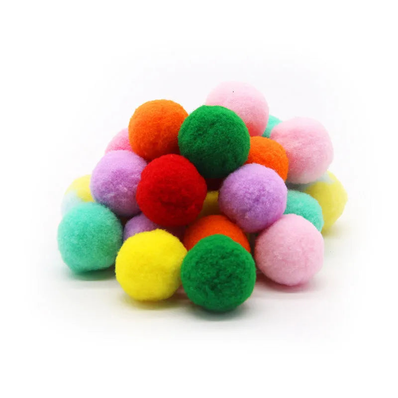 30cm pet toy launch gun with assortment of colourful 3cm plush yarn balls for dogs and cats