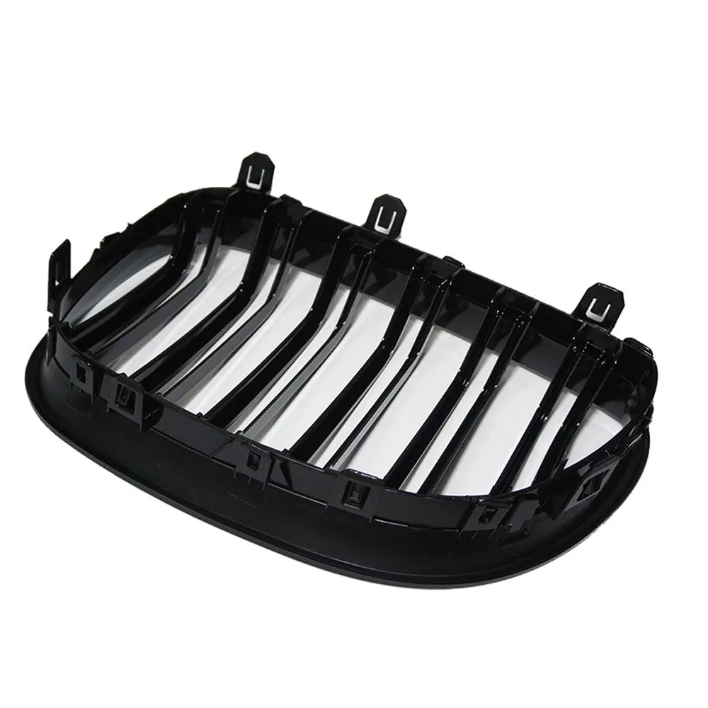 Carbon fibre pattern ABS grille for BMW 5-Series E60 model, front view.