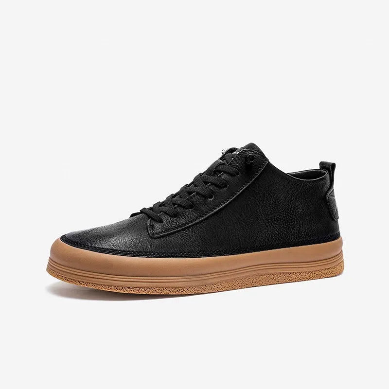 Men's black casual leather shoes with round toe, flat heel, and lace-up closure