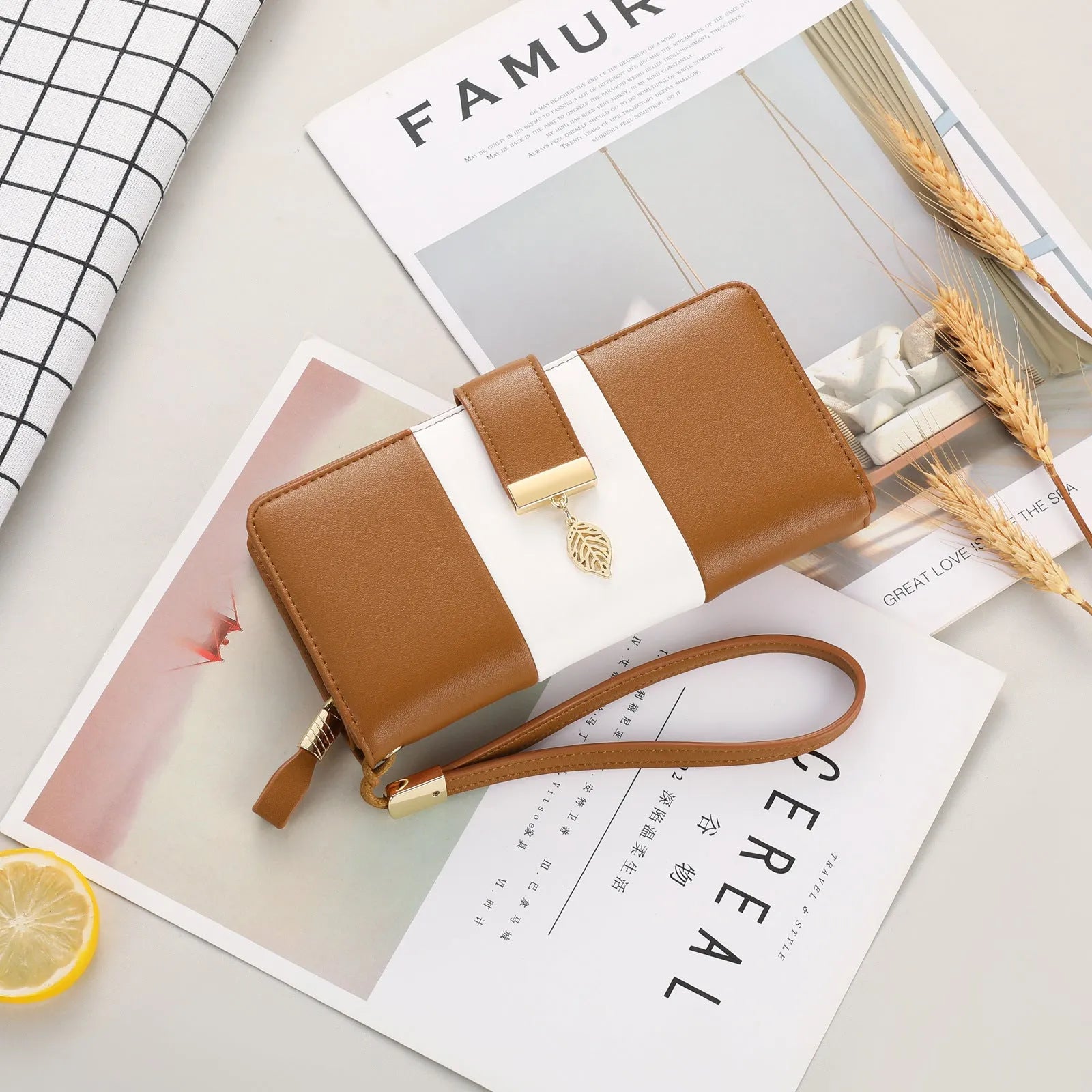 Anti-theft clutch bag in PU leather with lock, compact 19.5cm design in multiple colours