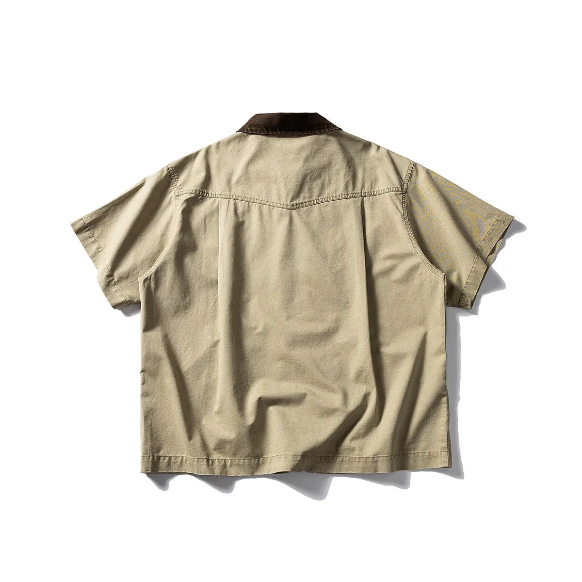 Grey short sleeve overalls shirt with loose fit and cotton fabric
