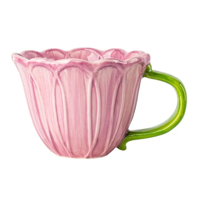 Ceramic breakfast cup with pastoral floral pattern design, 500ml capacity