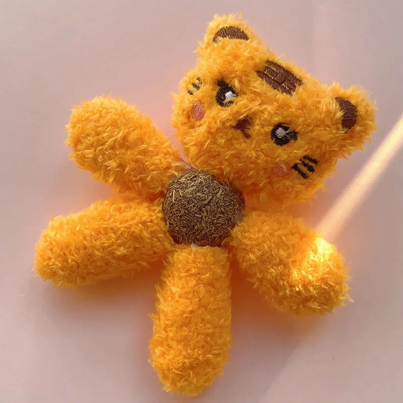 Edible catnip chewing ball for cats in animal designs for dental care