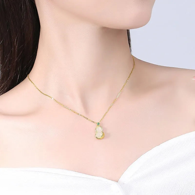 S925 sterling silver necklace with Hetian jade gourd pendant, Fu Lu design, available in 22K gold or white gold colour