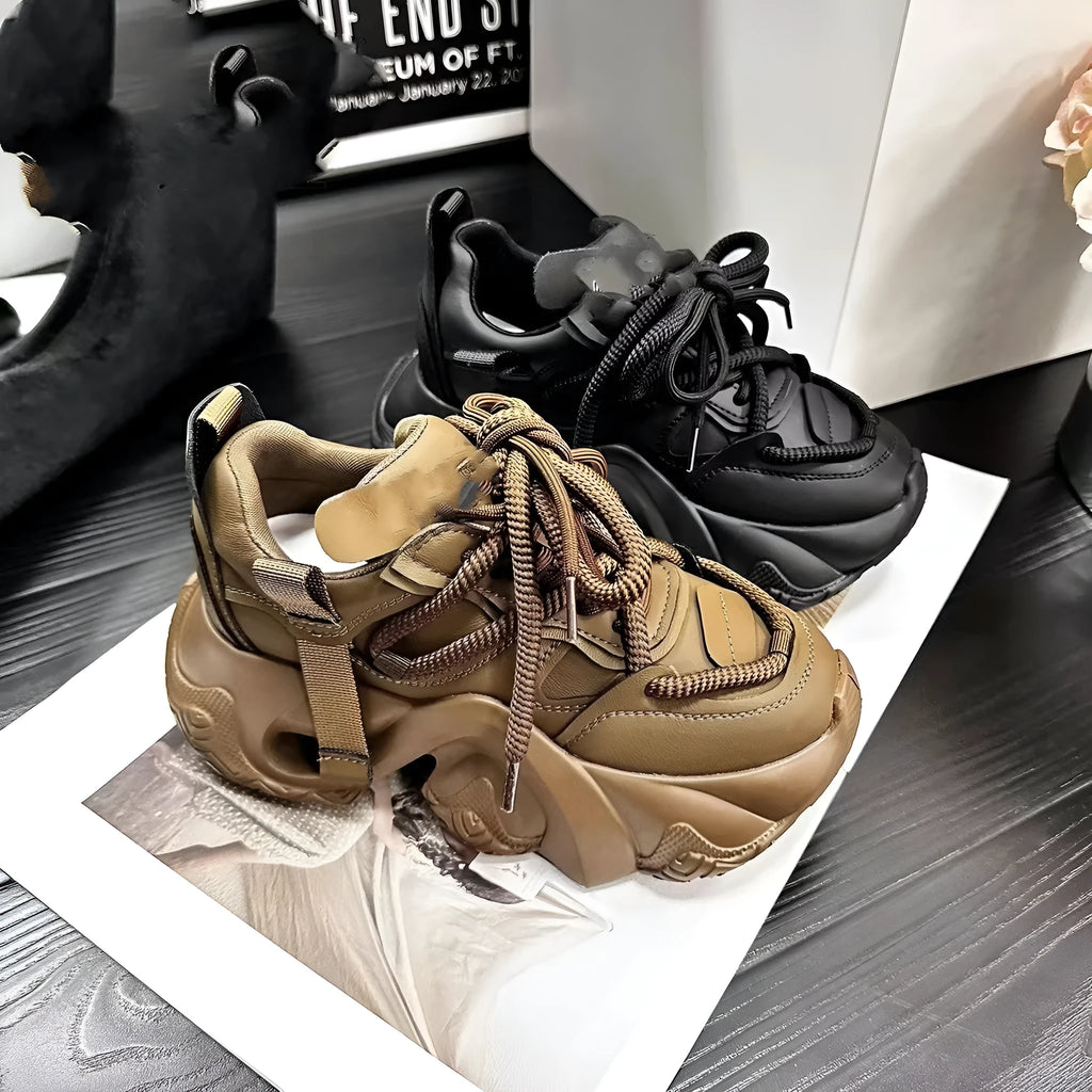 Women's cross-strap wedge sneakers in synthetic leather with 6-8cm heel height