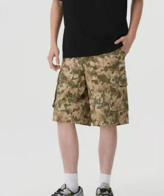 Men's American retro camouflage shorts in cotton with loose cropped fit
