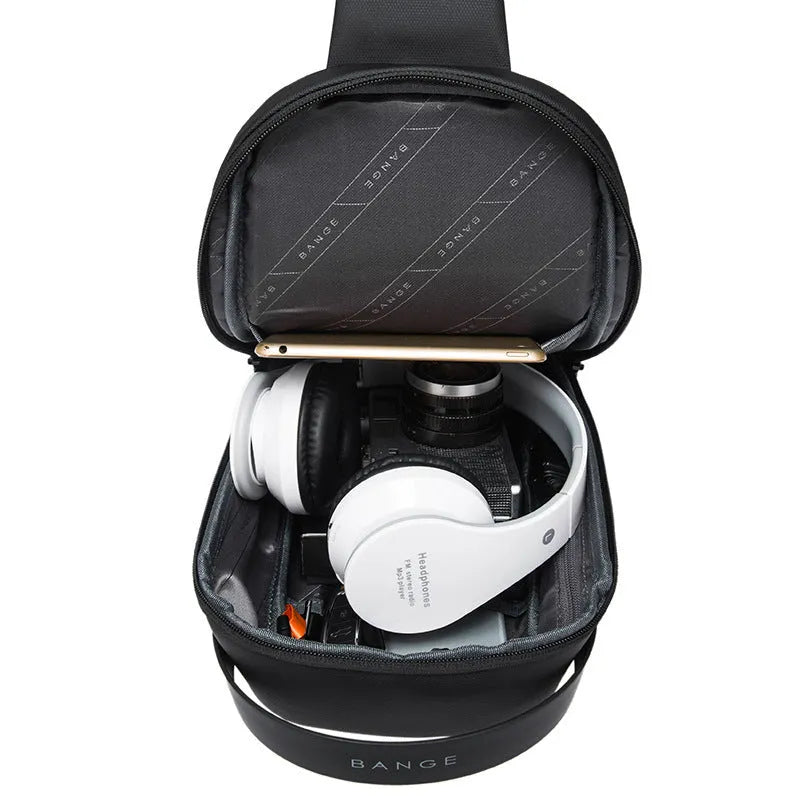 Men's casual Oxford cloth shoulder bag with USB charging port in four colour options.