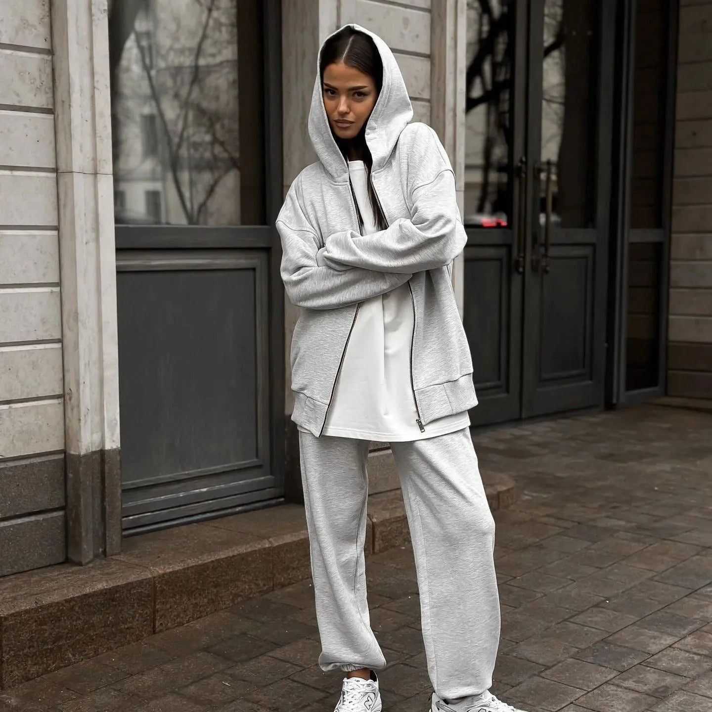 Women's loose fit street style two-piece set with long-sleeved coat and trousers in grey