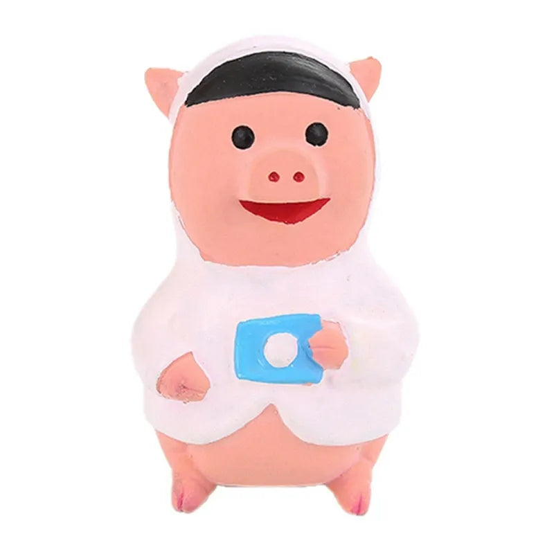 Latex sounding cartoon pet toy in dairy cow design with squeaker, white with black patches
