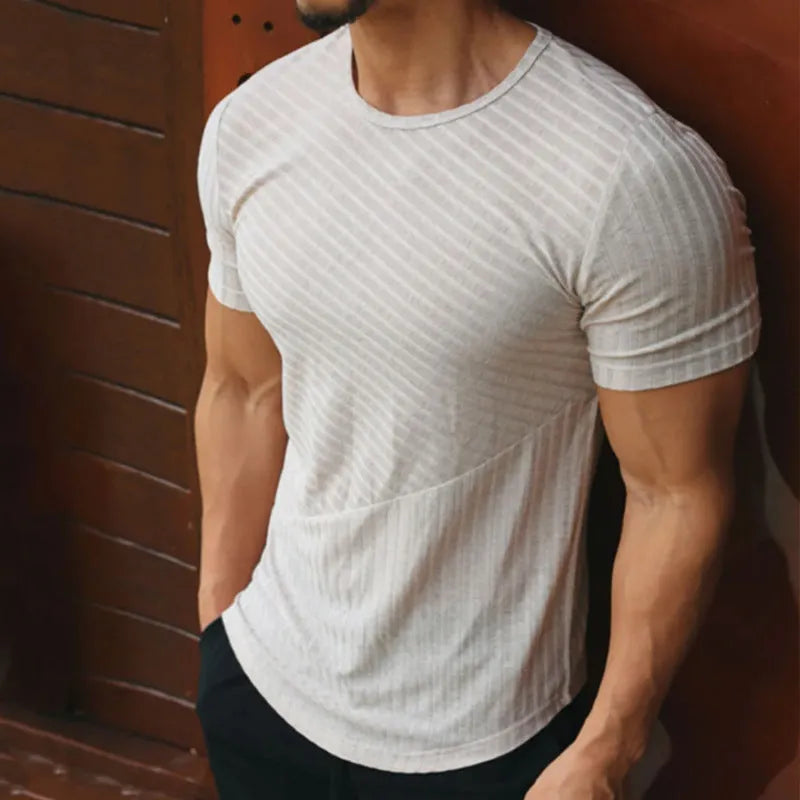 Men's white solid colour loose fit short sleeve cotton blend pullover t-shirt on model