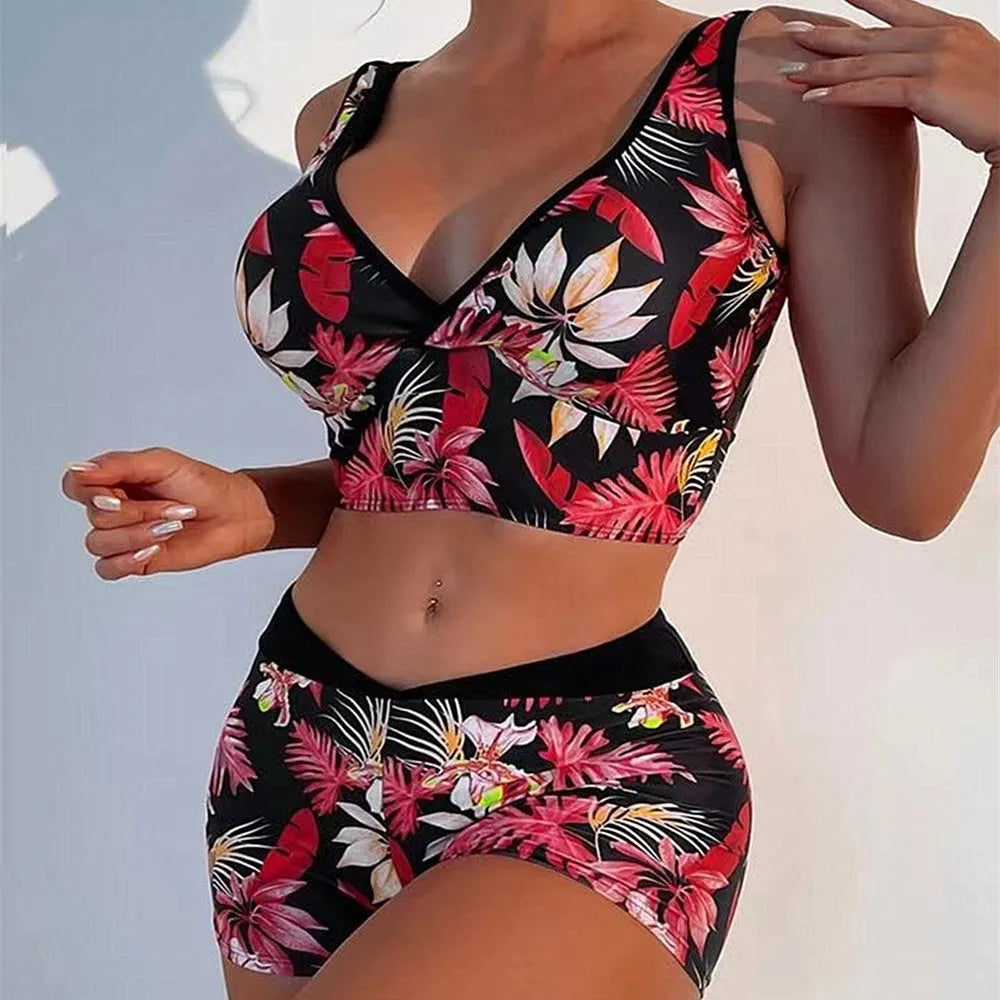 Women's printed polyester two-piece swimsuit with boxer shorts and sleeveless top