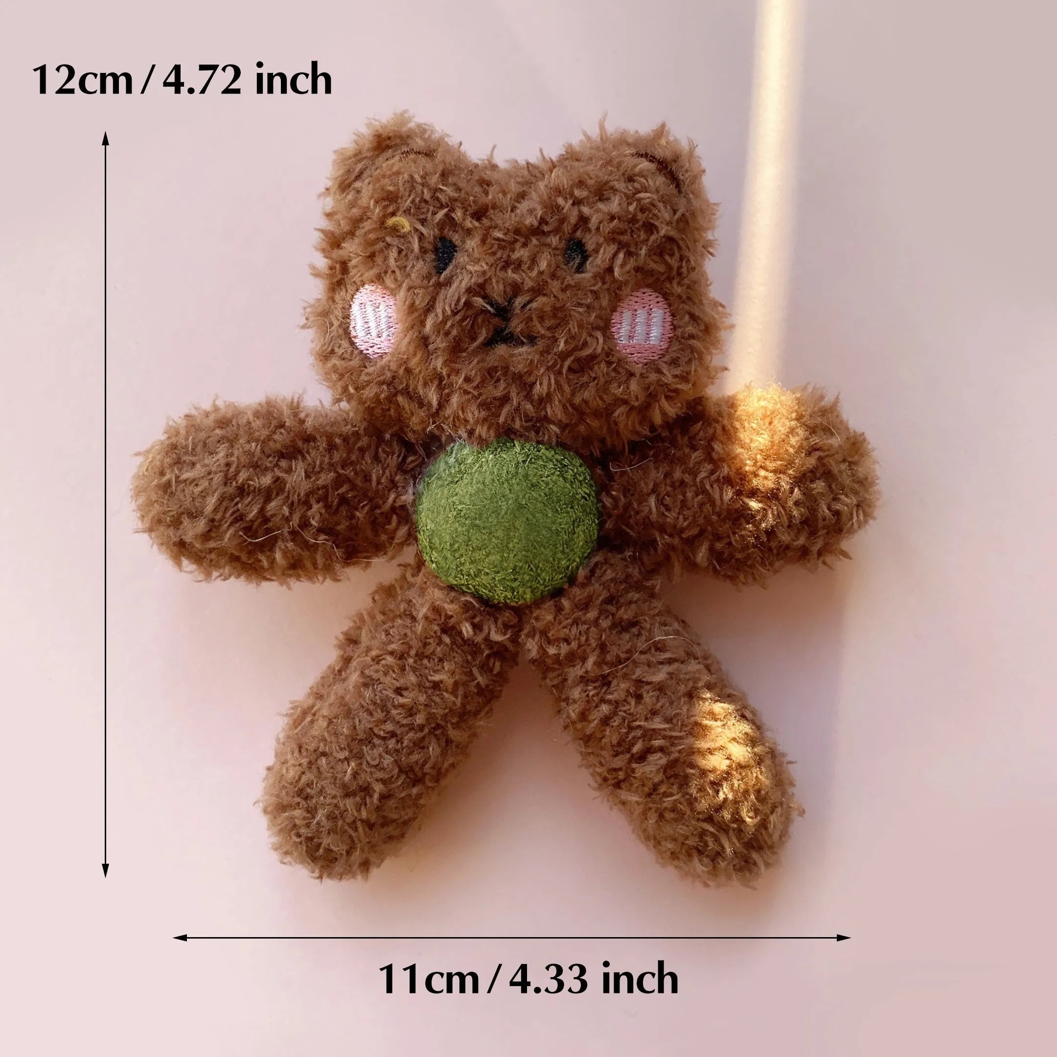 Edible catnip chewing ball for cats in animal designs for dental care