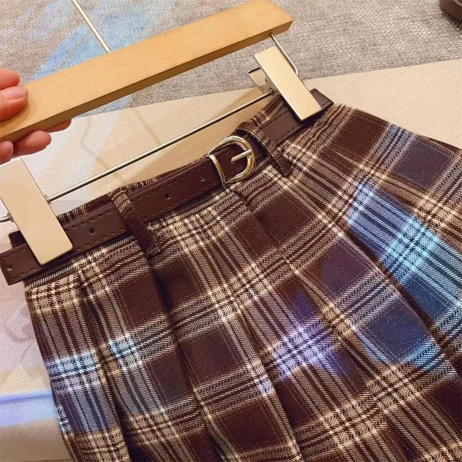 Children's plaid pattern pleated skirt in cotton blend fabric with A-line silhouette
