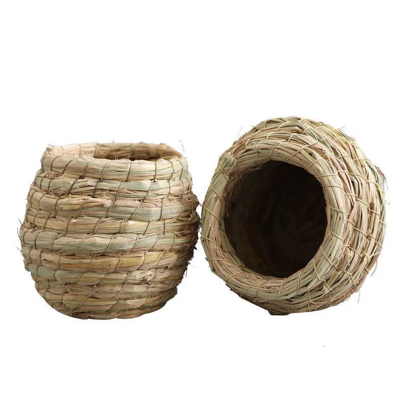 Hand-woven natural straw bird nest in khaki colour for small pets and birds