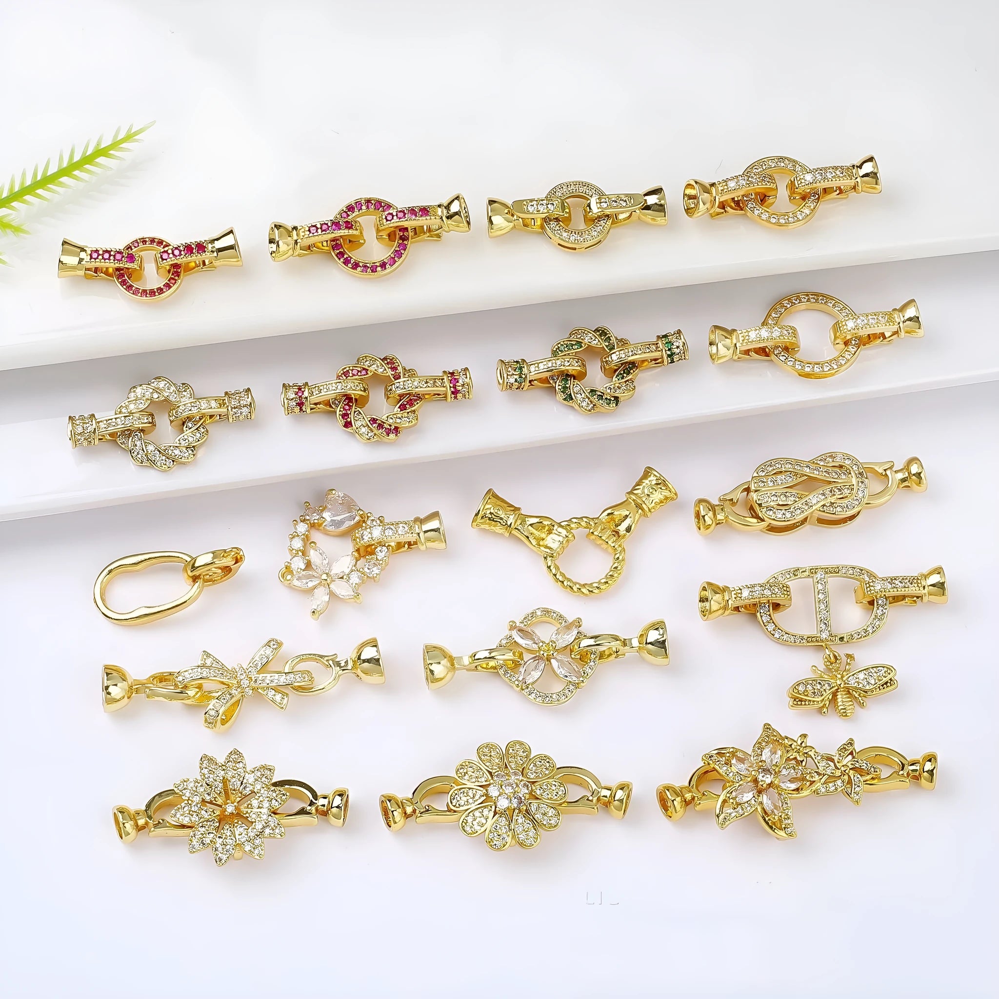 Small gold-plated chain buckle for necklace jewellery making with electroplated finish