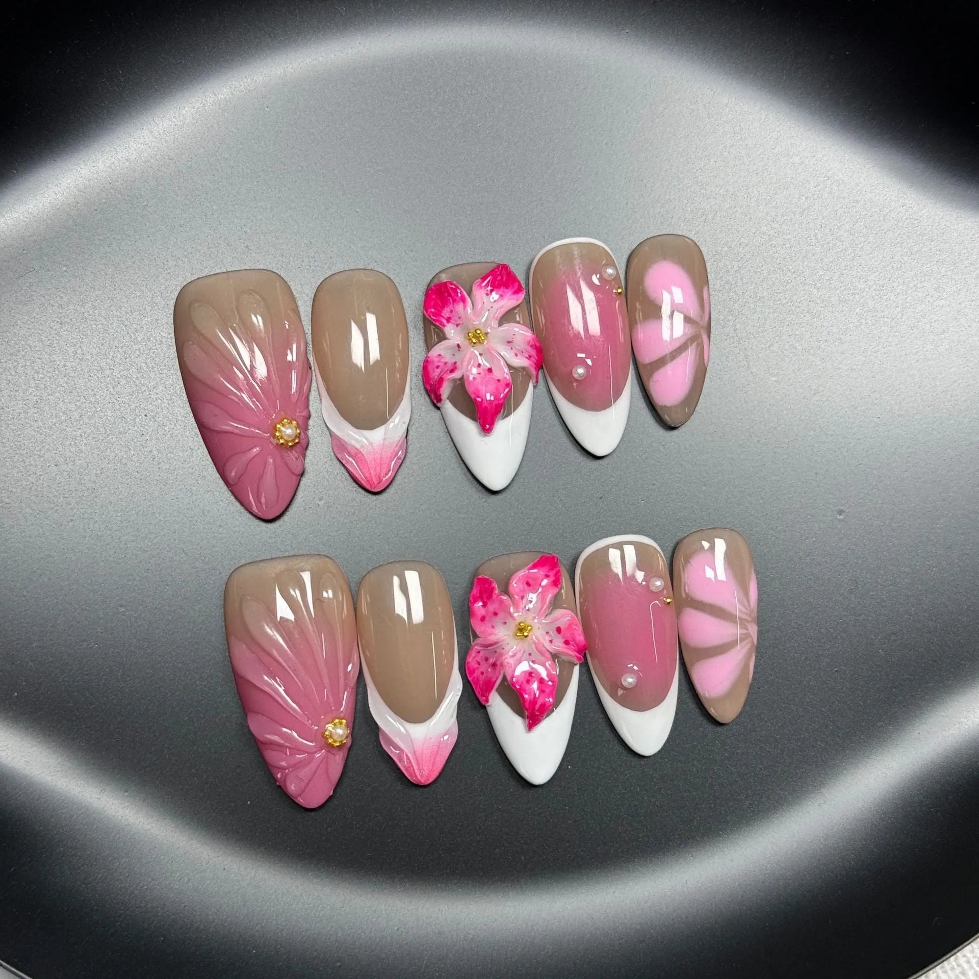 French style decorative artificial nails with three-dimensional lily ice flower manicure design in plastic construction