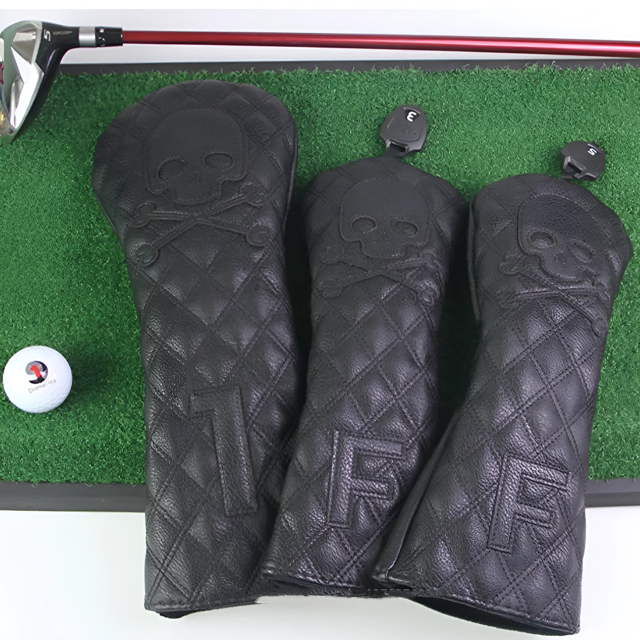 Golf wooden pole waterproof protective cover for club shafts in black and white colours
