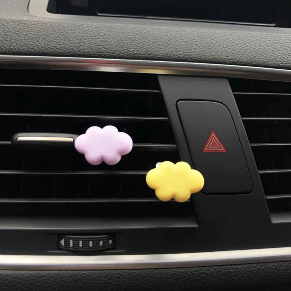 Resin Baiyun cartoon car air vent fragrance clip in pastel colours