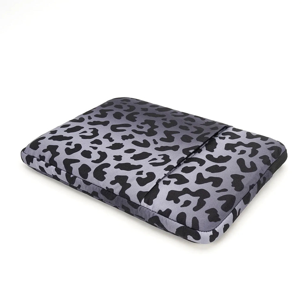 Leopard print laptop sleeve for 13-inch to 16-inch computers with flannel lining