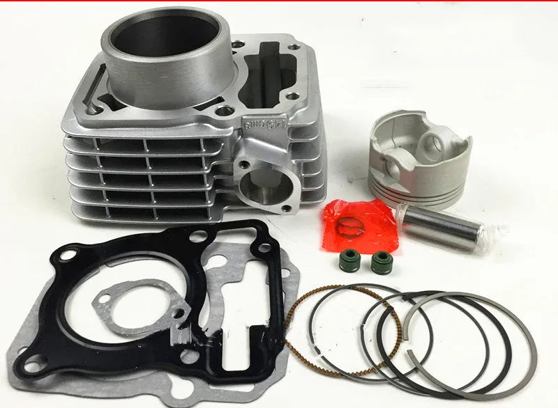 Set of cylinder, piston, rings, gasket and sleeve for 150cc motorcycle engine, 57.3mm bore, silver colour