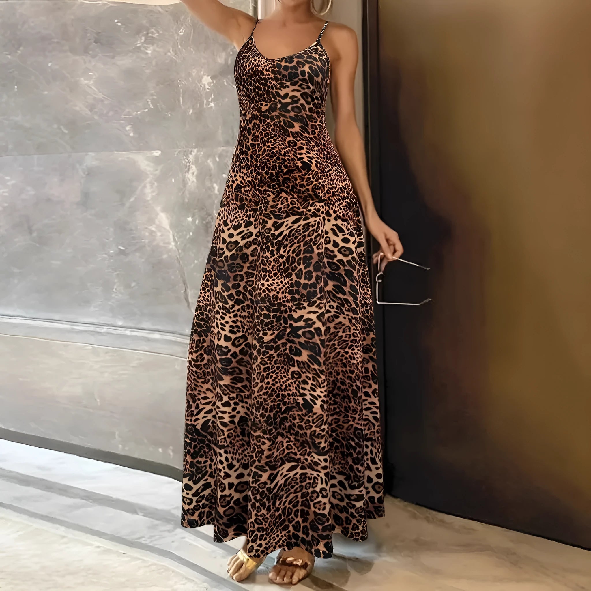 Dark brown leopard print sleeveless dress with round neck and shoulder straps in milk silk fabric