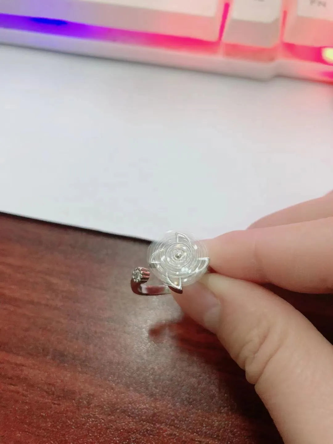 Micro inlaid rotating ring in copper with gold or silver electroplated finish