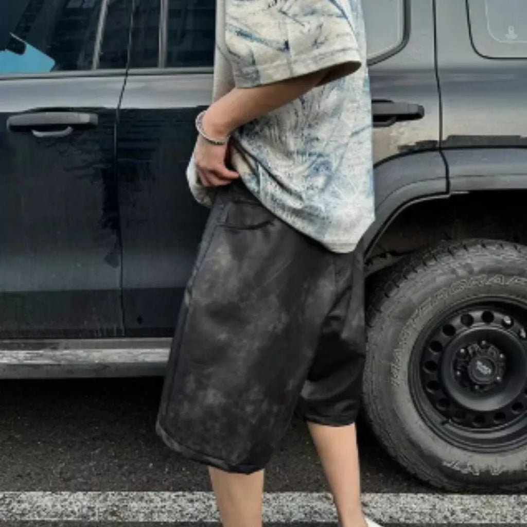 Korean loose fit T-shirt with distressed summer wash and tie dye print design in solid colour.