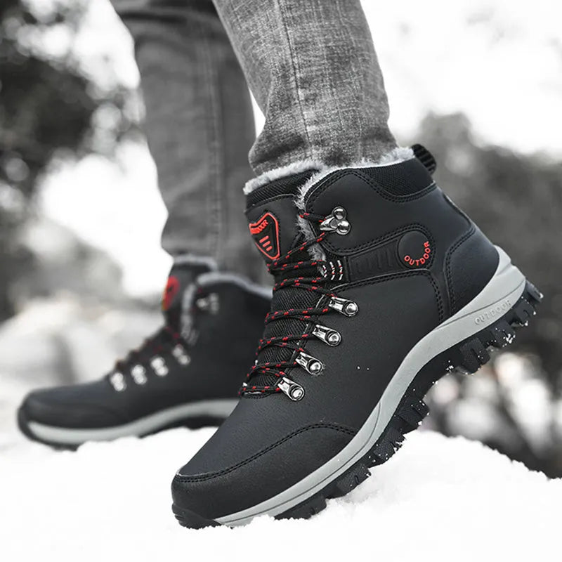 Men's winter snow boots with plush lining and lace-up closure in grey plus colour