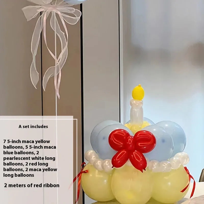 Balloon bouquet DIY decoration set with round shapes for cake centrepieces