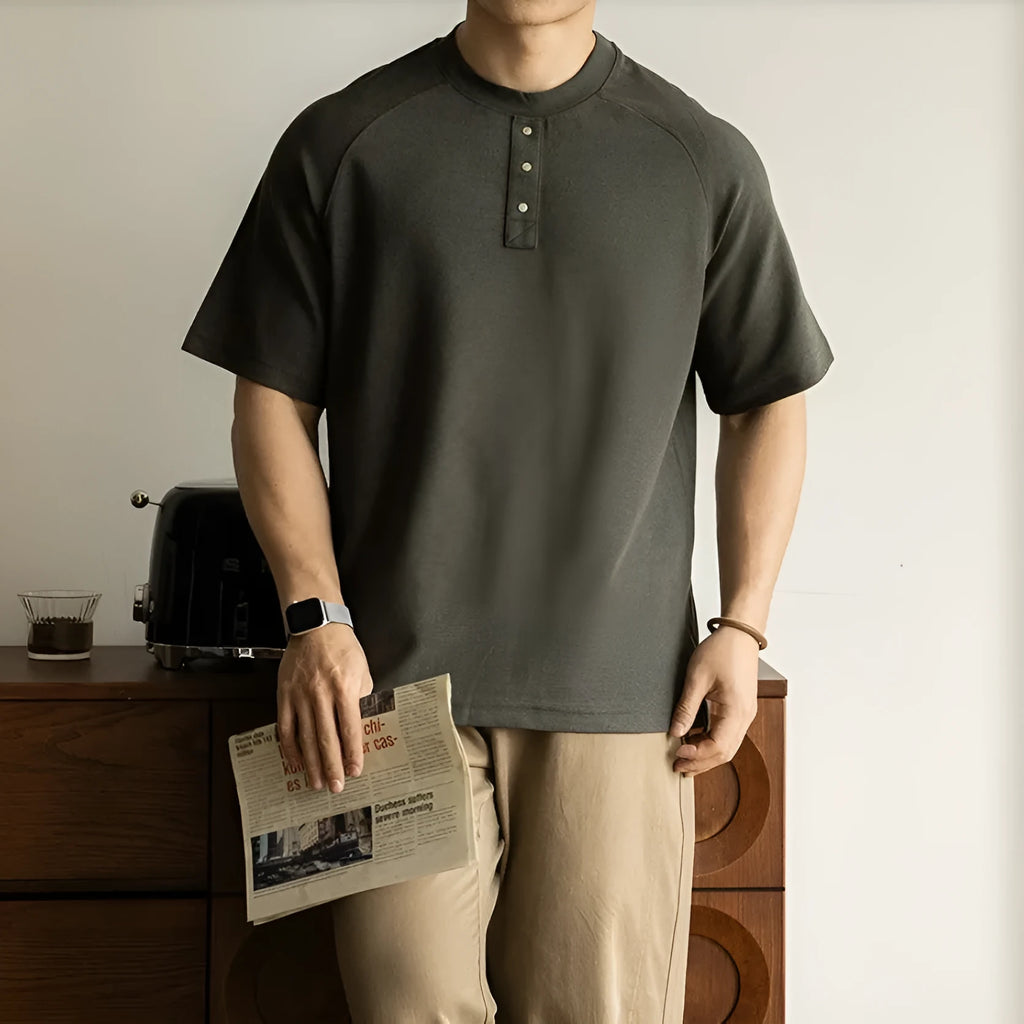 Women's casual loose top with terry texture fabric and raglan sleeves in three colour options