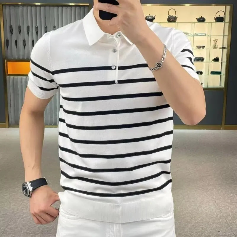 Striped lapel knitted T-shirt pullover in black or white colour with non-ironing fabric