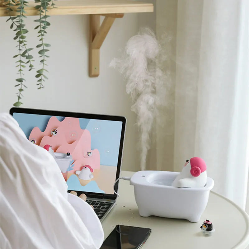 White USB desktop air humidifier with large water tank and mist nozzle