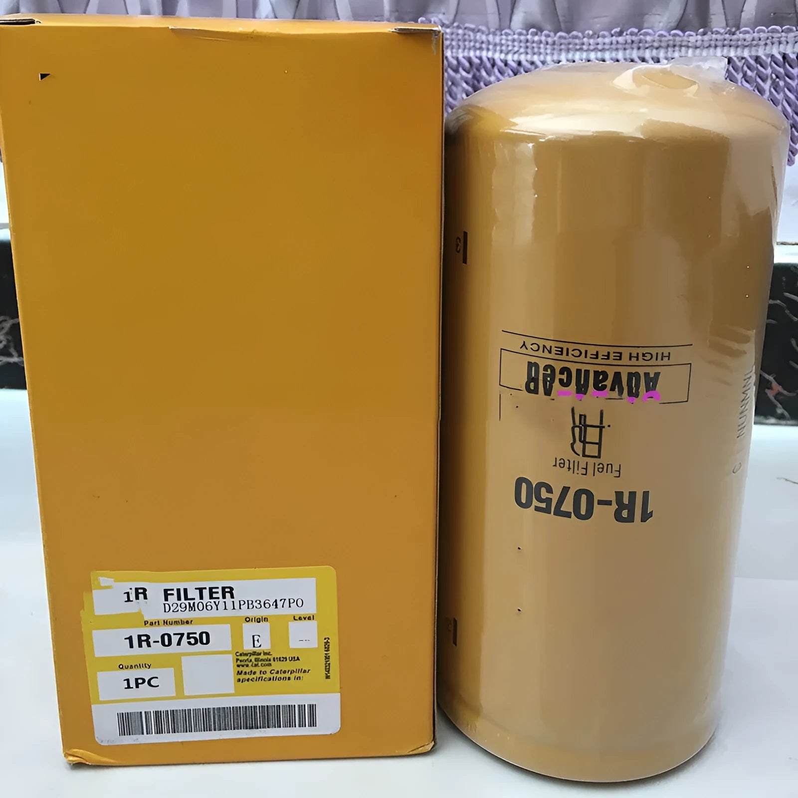 1R-0750 fuel filter cartridge with filter paper element for diesel oil systems