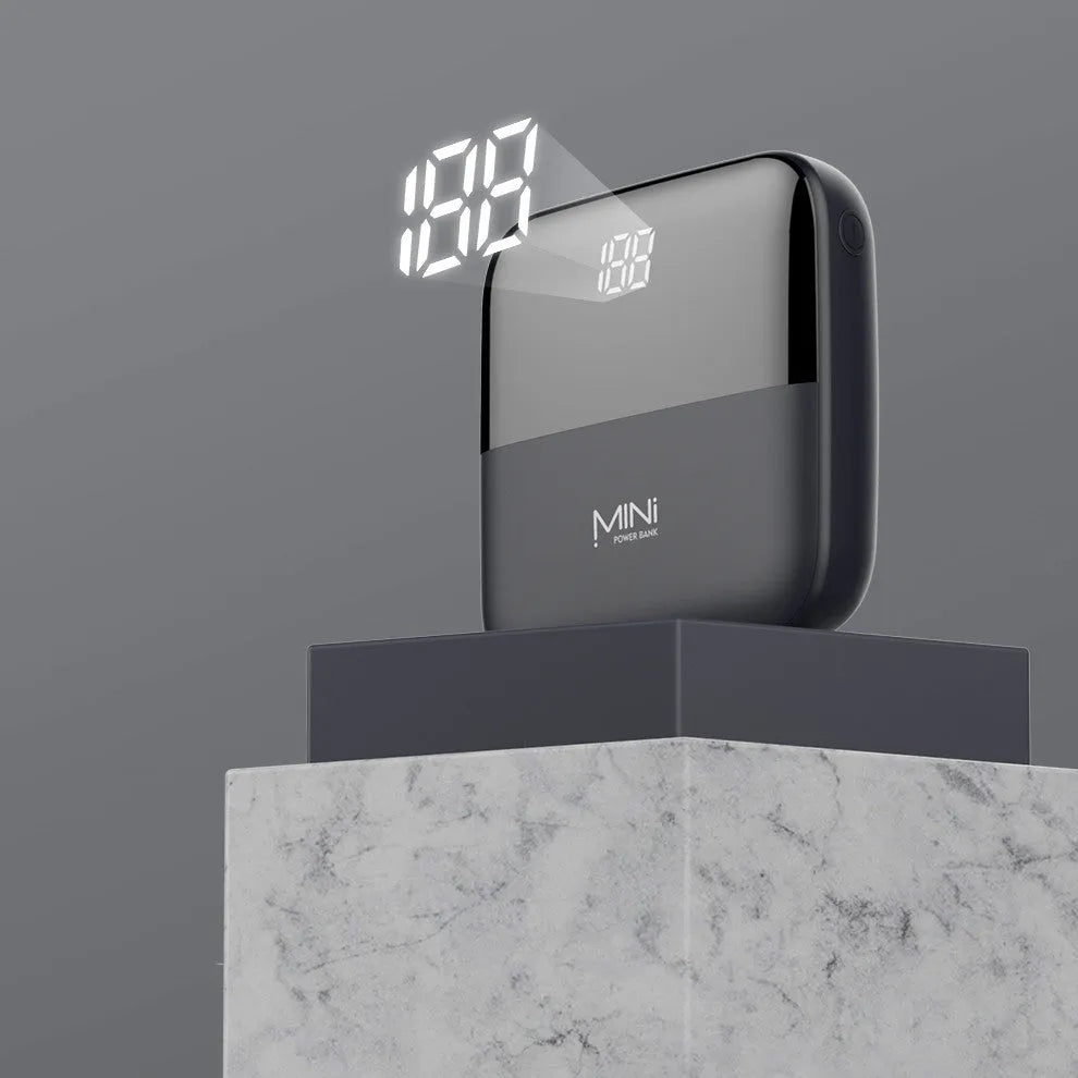 Android 10000mAh portable power bank with digital display and dual USB charging ports
