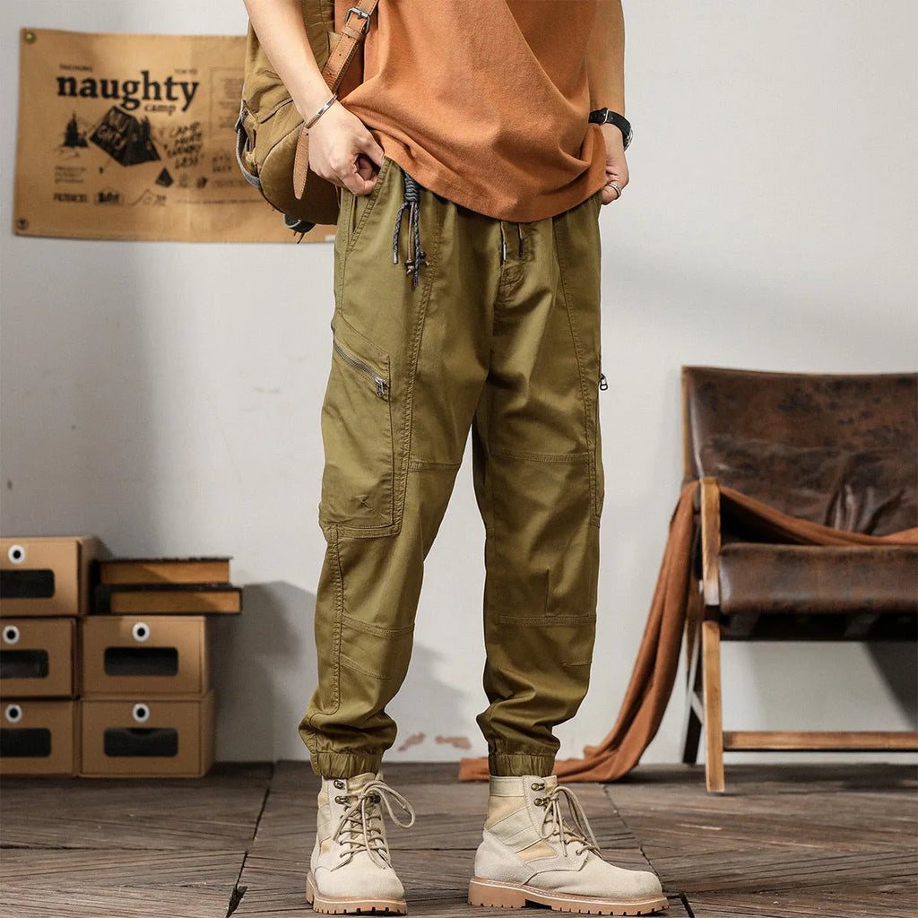 Men's tapered cotton overalls in Korean style with ankle banding and small leg openings