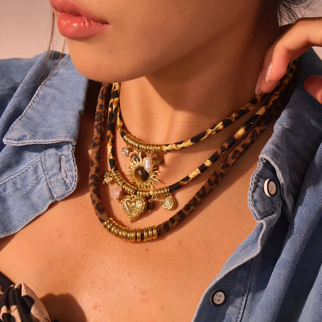 Leopard pattern stainless steel necklace with geometric pendant on adjustable 41-50cm chain