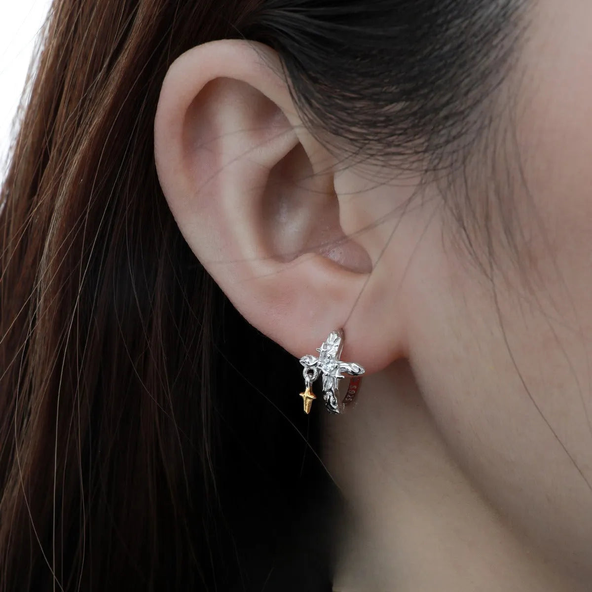 925 silver cross earrings with geometric round design and electroplated finish
