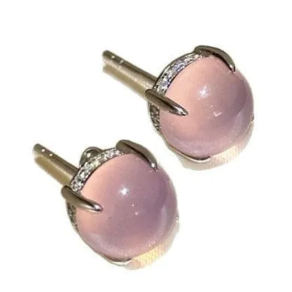 Chalcedony stud earrings with round egg stone in copper four-claw setting, emerald green colour
