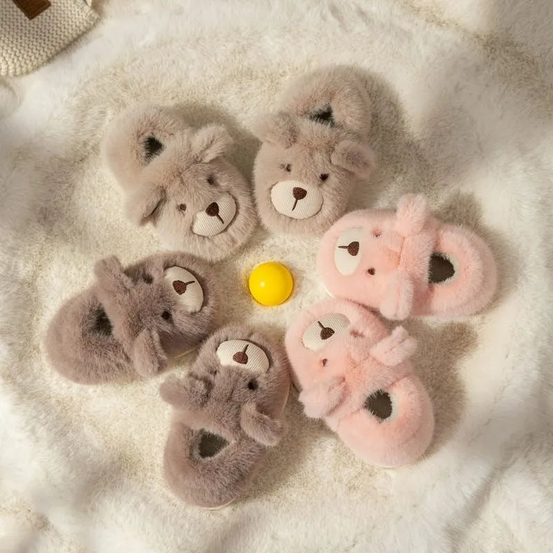 Children's plush slippers with heel wrap, animal pattern, beige colour, plastic sole