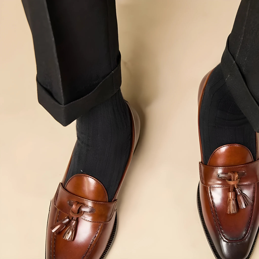 Men's genuine leather tassel loafers in black and coffee colours with pigskin lining