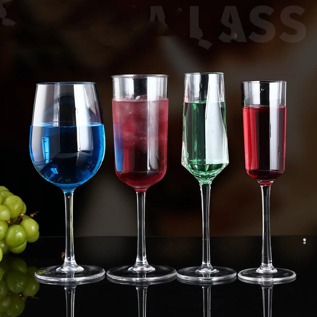 Modern simple style plastic wine glass with 300ml or 550ml capacity for party catering
