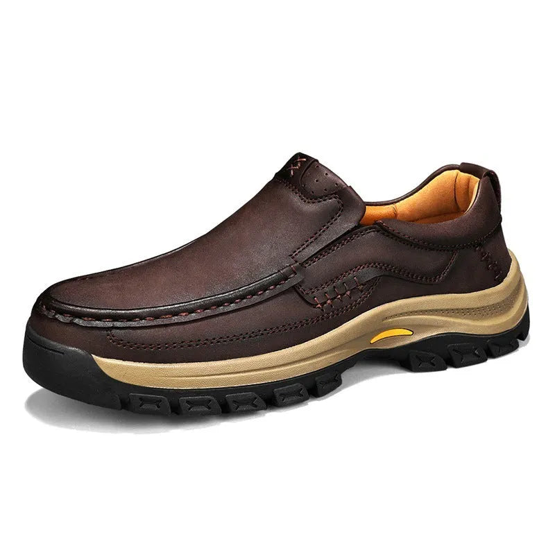 Men's black outdoor leather shoes with thick rubber soles and round toe for mountaineering