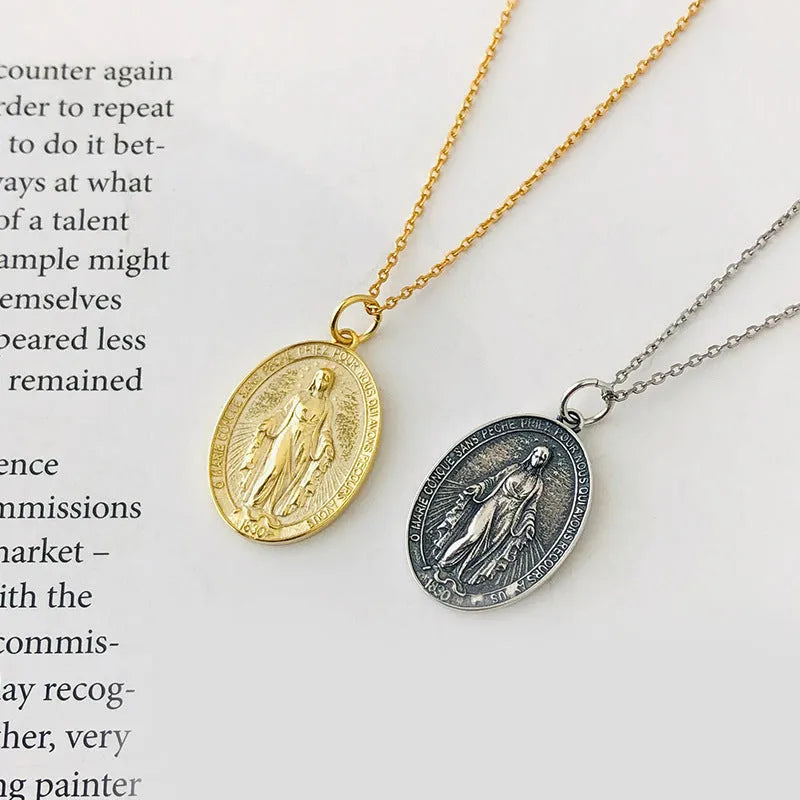 S925 sterling silver vintage embossed portrait pendant electroplated coin style in silver colour