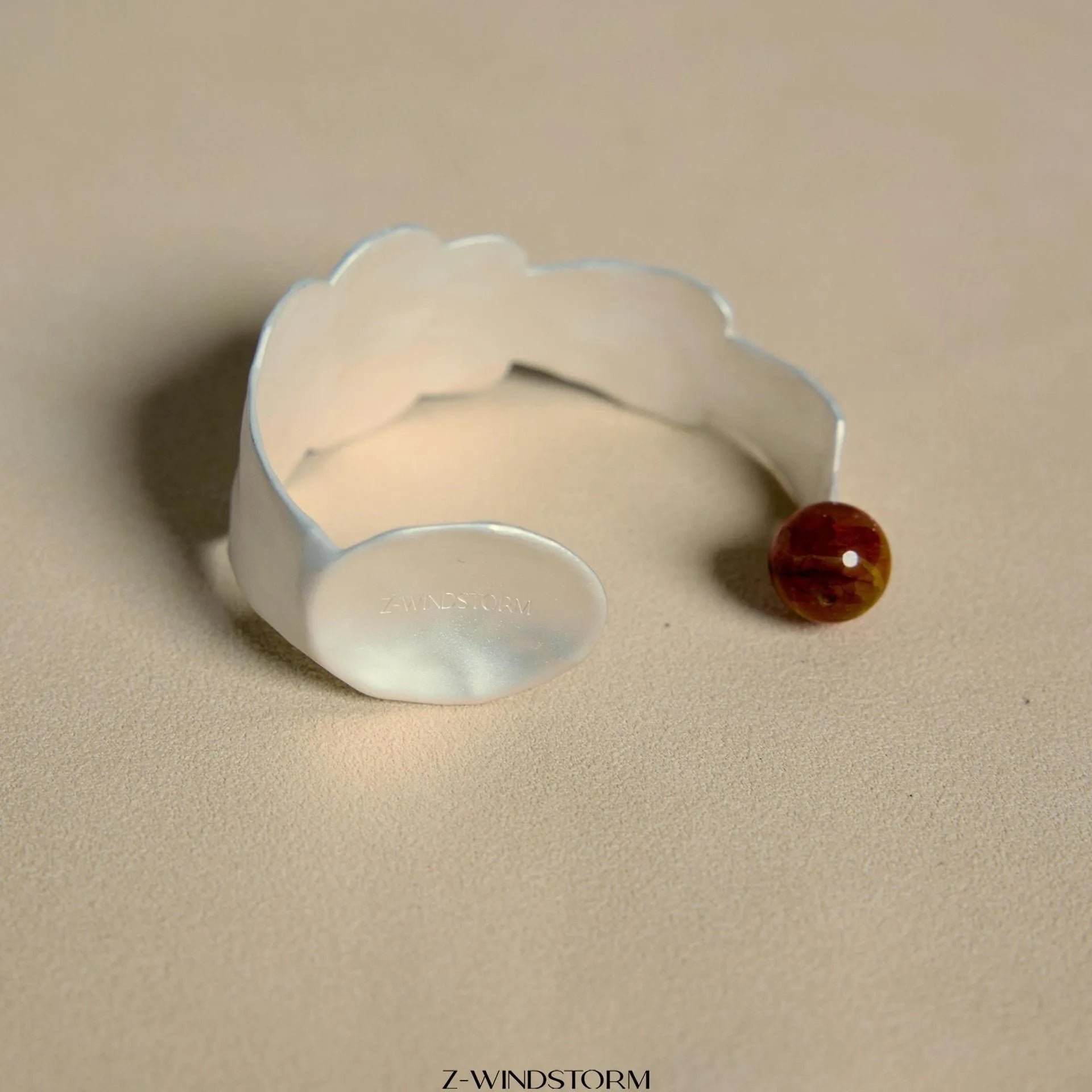 Alloy ring and bracelet set with electroplated finish and diamond shape detail