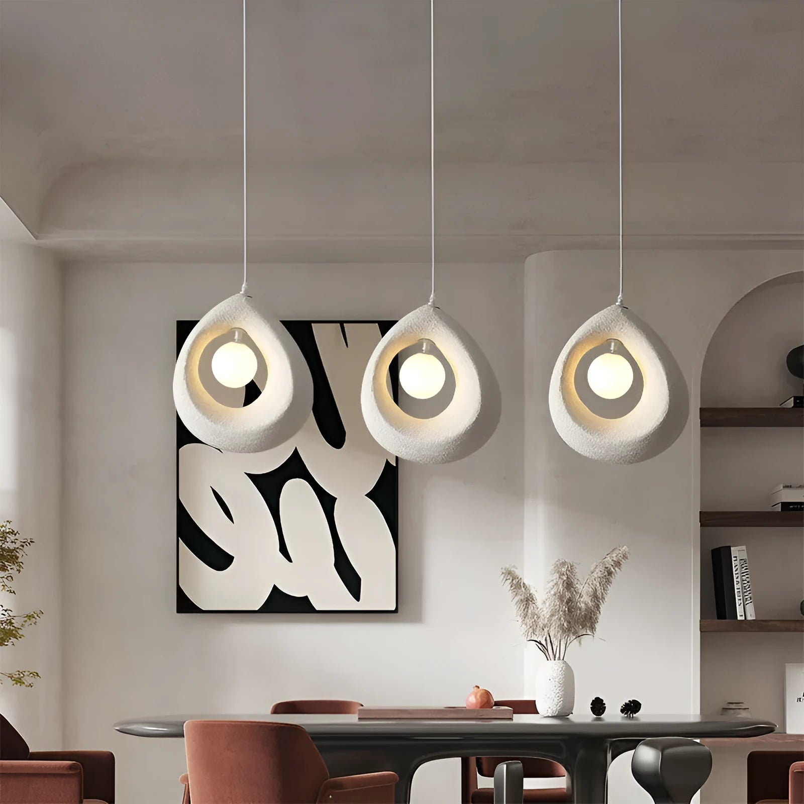 Sili Style retro restaurant bar chandelier with milky white 32cm lampshade