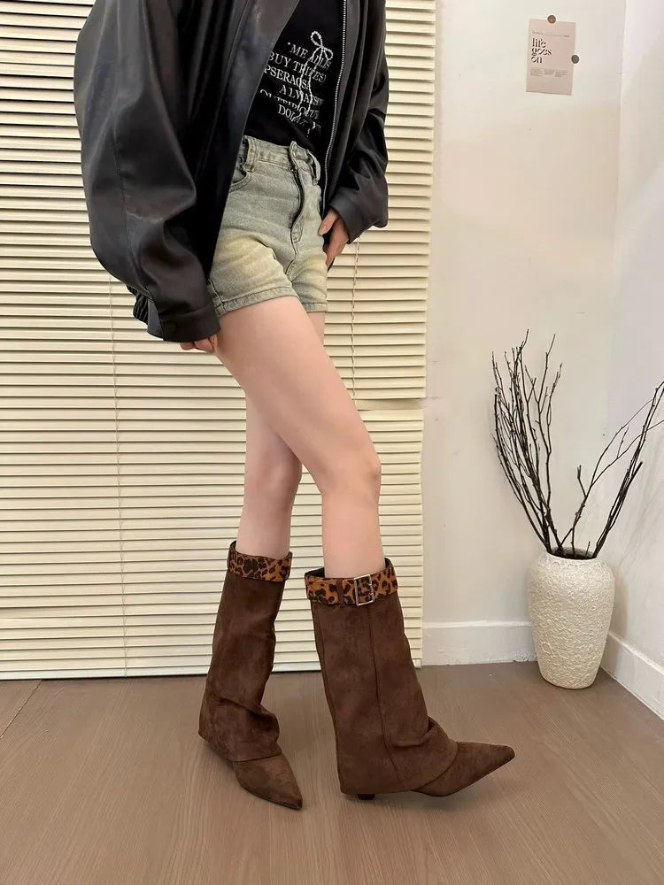 Women's retro Western mid-calf boots with belt buckle, square toe, and front lace-up in khaki colour