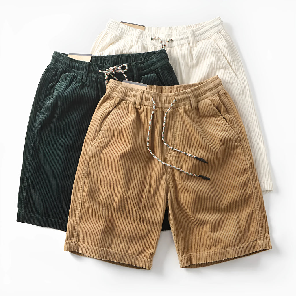 Men's khaki cargo shorts with retro American street style and straight-leg design