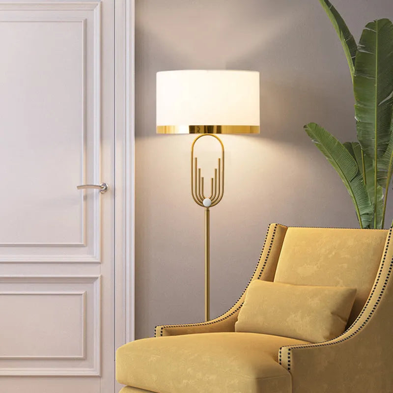 Modern vertical reading desk floor lamp with fabric shade, 165cm height, 42cm diameter, adjustable height, iron body, push button switch