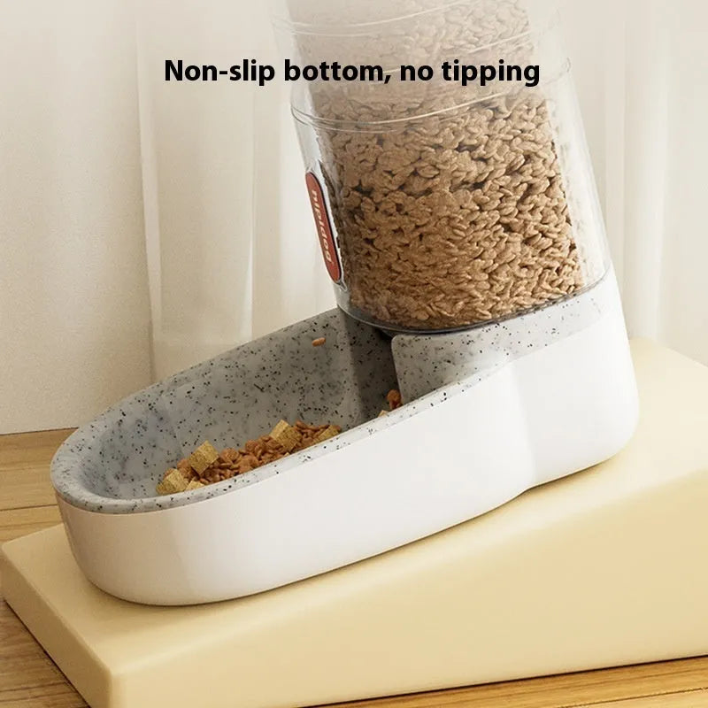 Automatic 3.8 litre pet water fountain for cats and dogs in blue, green, grey, or pink colour.